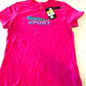 NEW Nike Pink Standard Fit T-Shirt size small